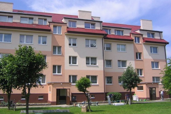 Ocieplenie wraz z wykonaniem elewacji na budynkach mieszkalnych na Osiedlu 40-Lecia PRL w Stepnicy