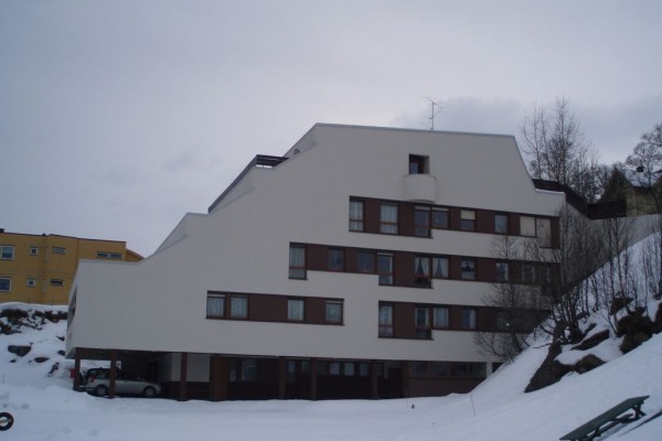 Wykonanie elewacji domu opieki St. Elisabethjemmet w Tromso, Norwegia