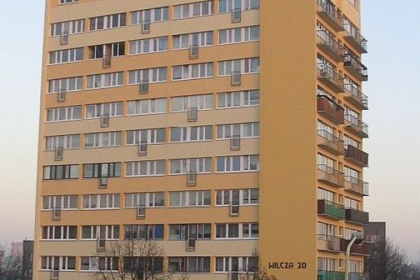 Elewacja budynku mieszkalnego przy ul. Wilczej 30 w Szczecinie